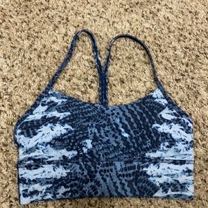 Lululemon bra size 6